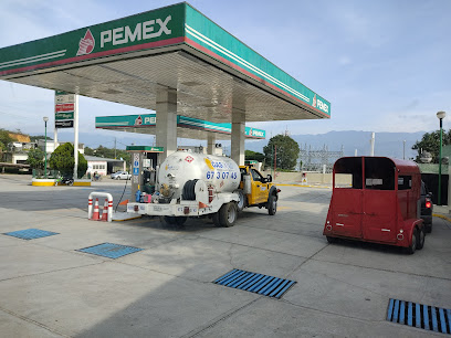 Gasolinera Super Servicio "San Jacinto"